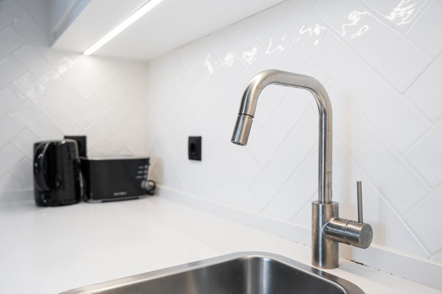 Guestready - Quental Wallpaper Near Marques Square ポルト エクステリア 写真